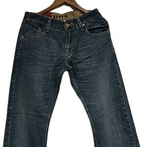 NWT Vintage Levi Jeans Slim Straight Size 32/30